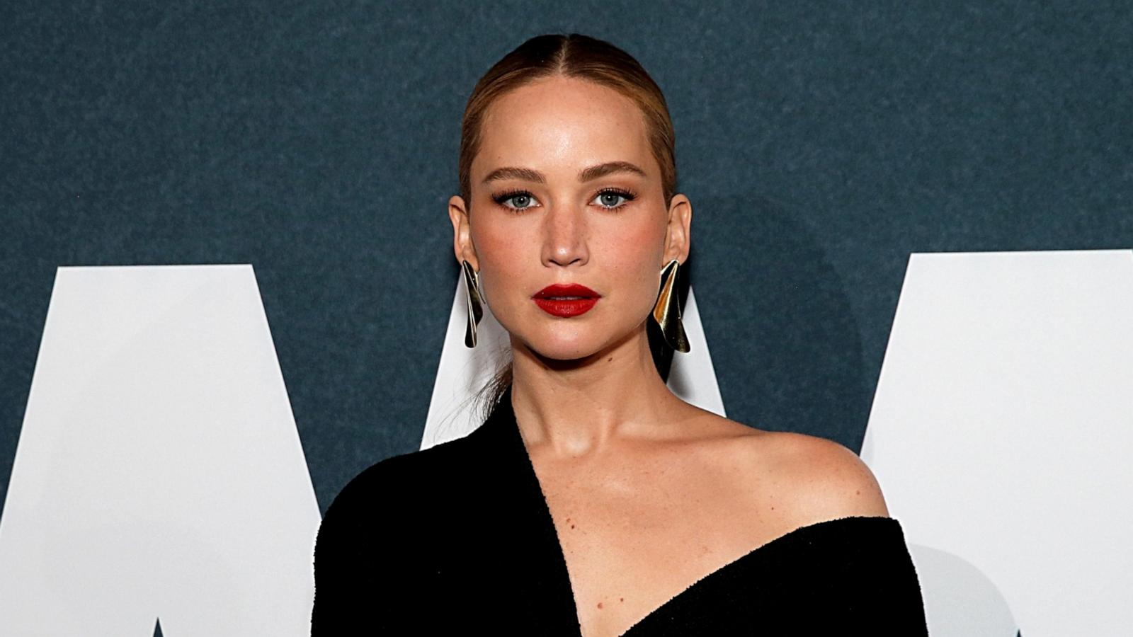 Jennifer Lawrence says aging, makeup