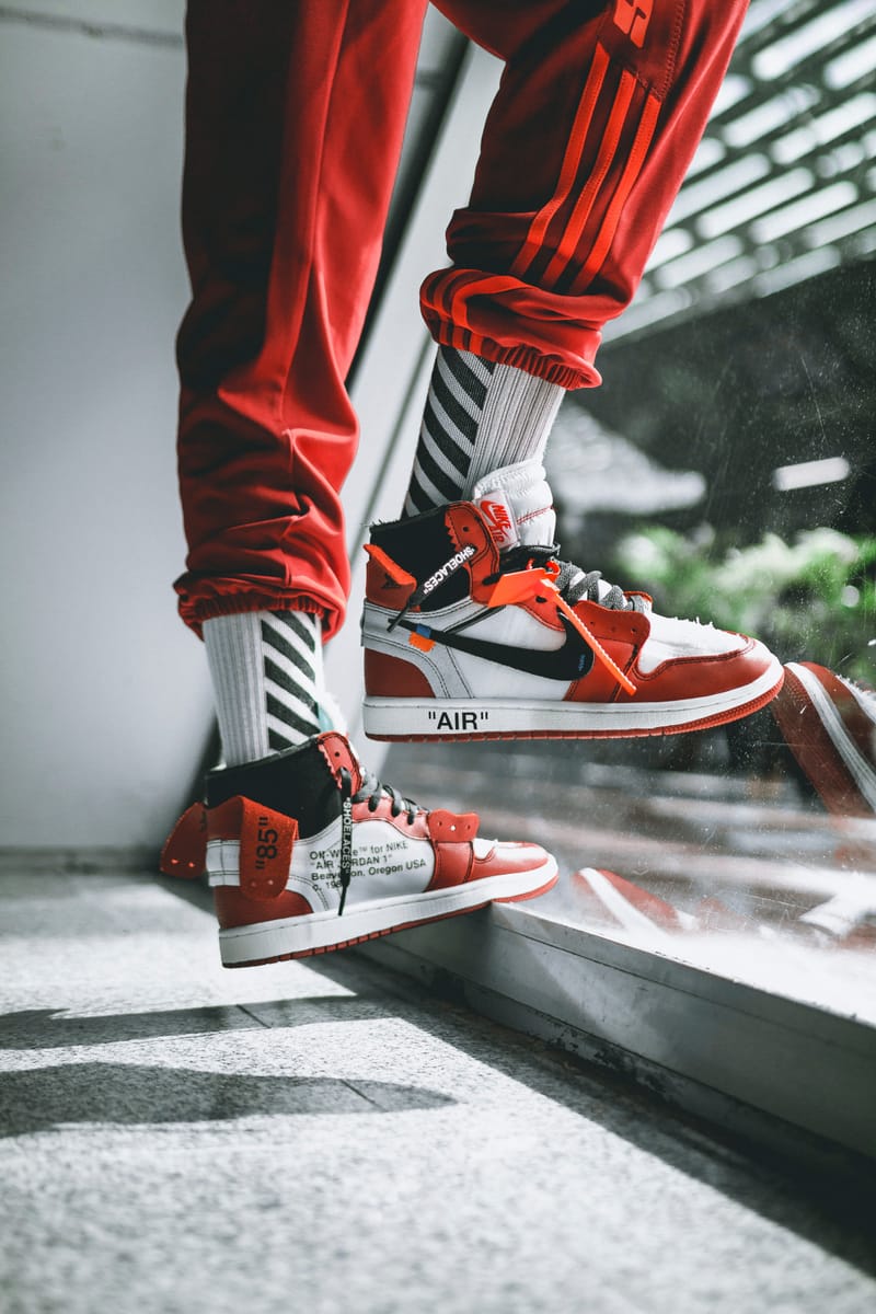 Nike 1 jordan off online white