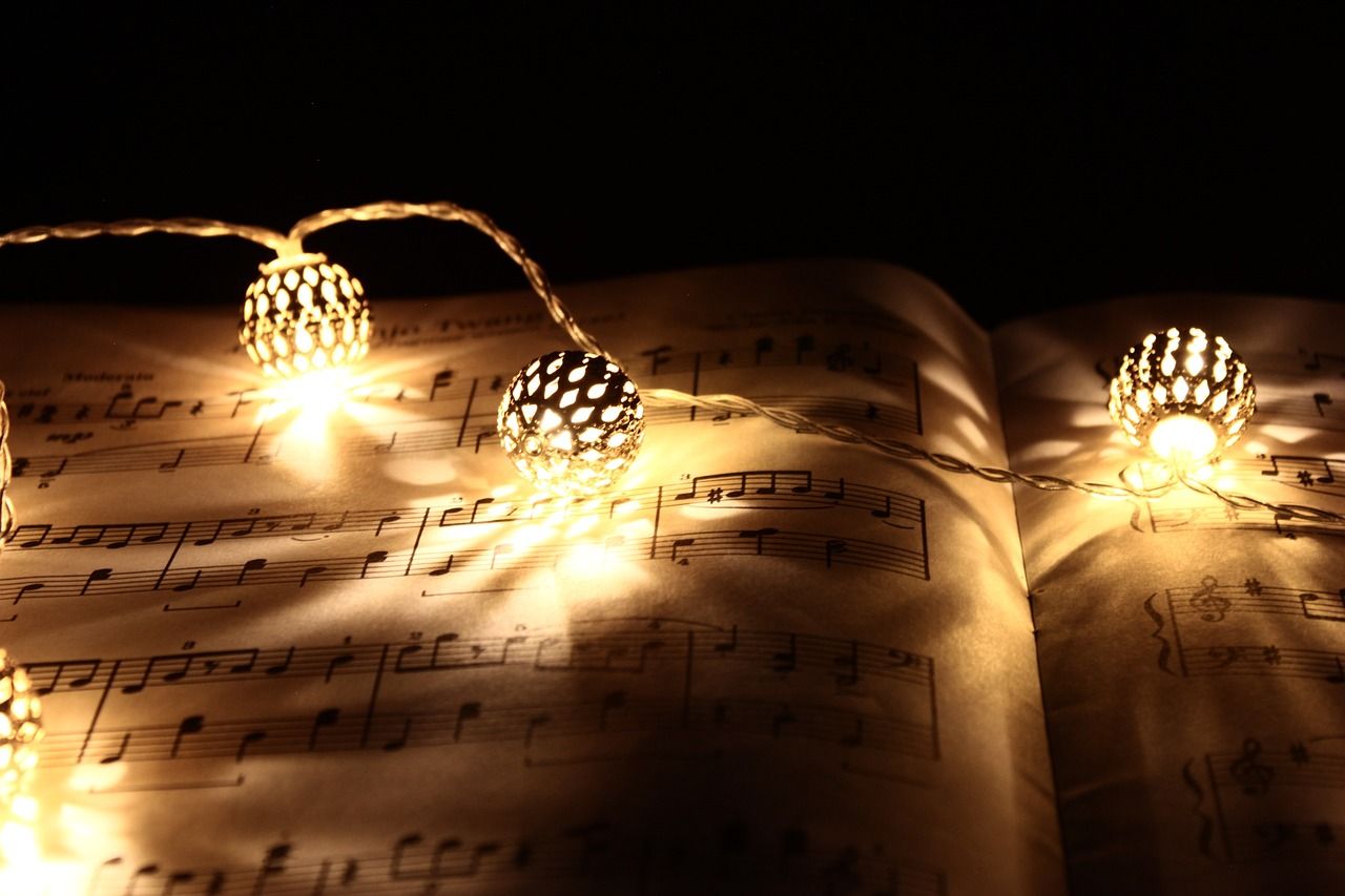 Fairy Lights Lyrics Light The