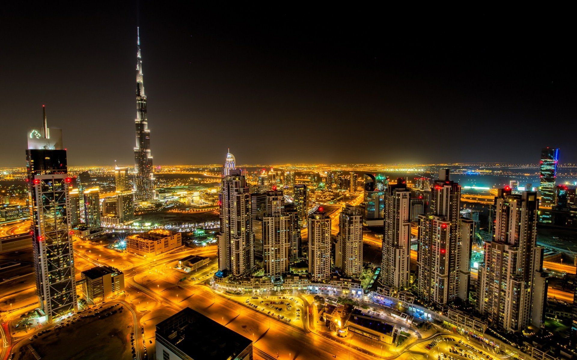 Dubai Nights: Stunning HD Wallpaper