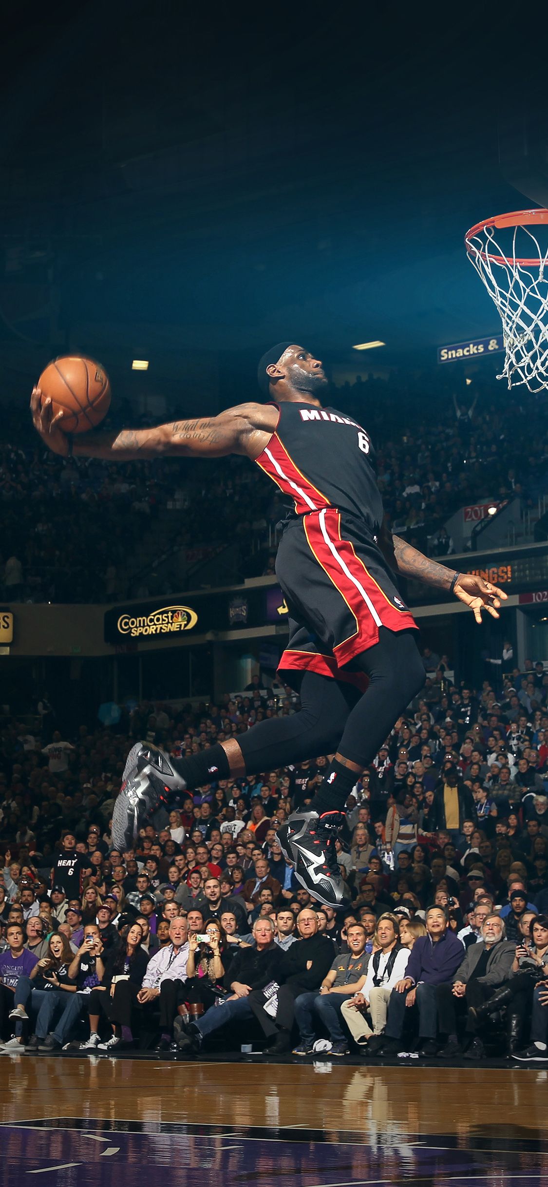 Lebron James Dunk Nba Sports Art