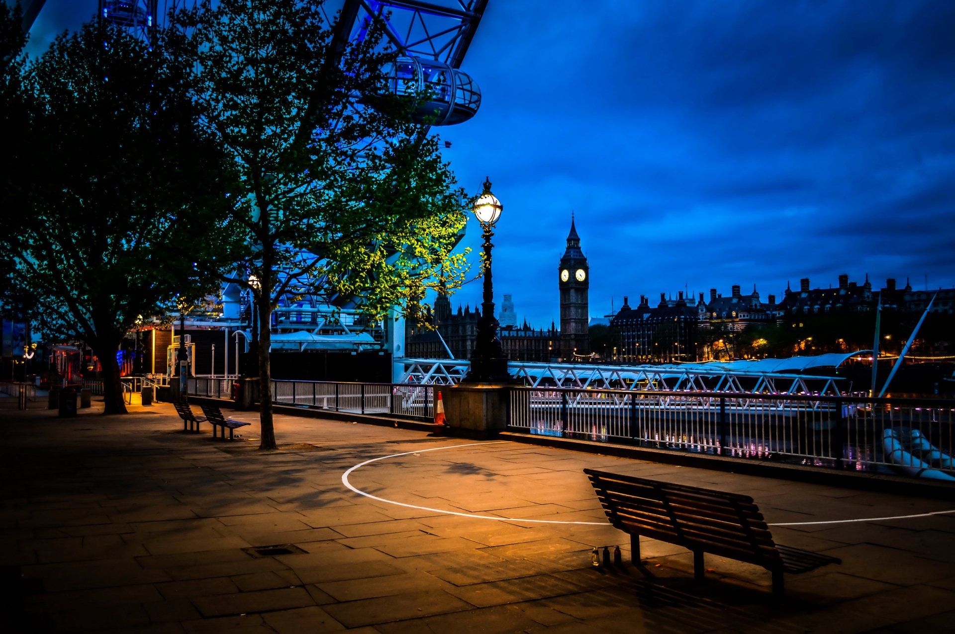 Bench Tree Man Made London HD Wallpaper