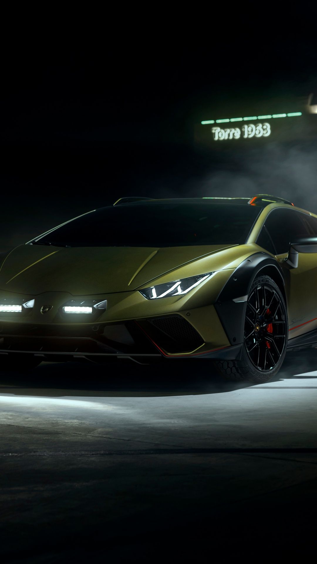 Lamborghini Huracan Sterrato Wallpaper