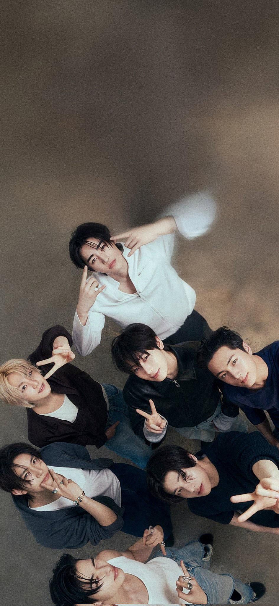If any of you have wallpaper or lockscreen of Enhypen (could be a single member or OT7), what is it? Show it to the sub!