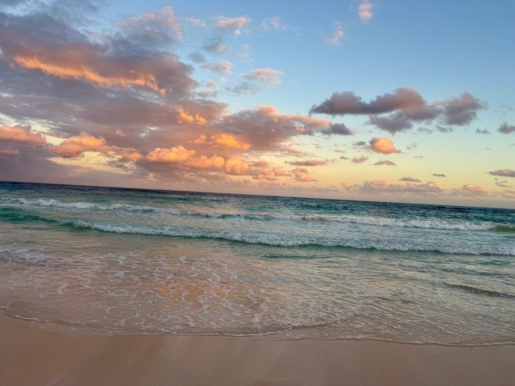 Tulum Travel Diaries; Sunset Hues & Moonlit Views At Vagalume