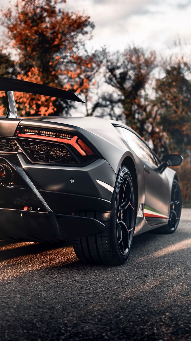 Silver Sports Car Parked in the Snow. Bugati veron aesthetic, Bugatti aesthetic wallpaper, Aesthetic lamborghini