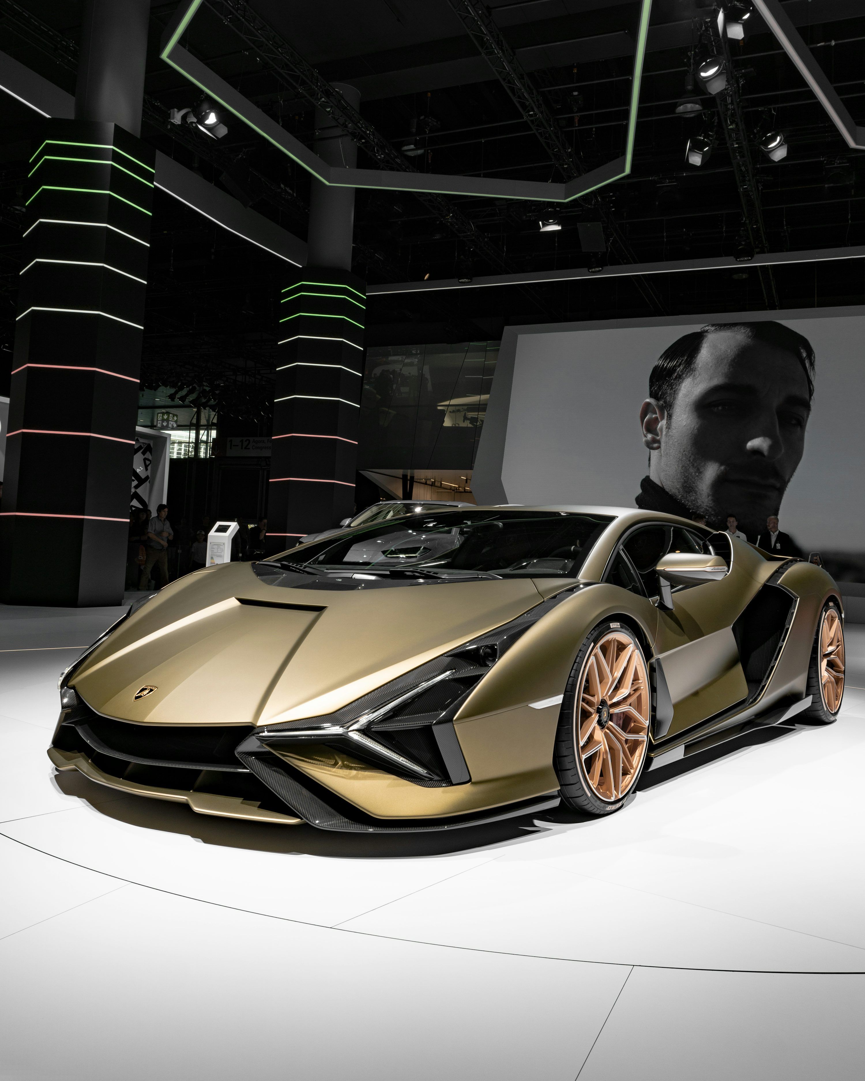 Lamborghini Wallpaper: Free HD Download [4K]